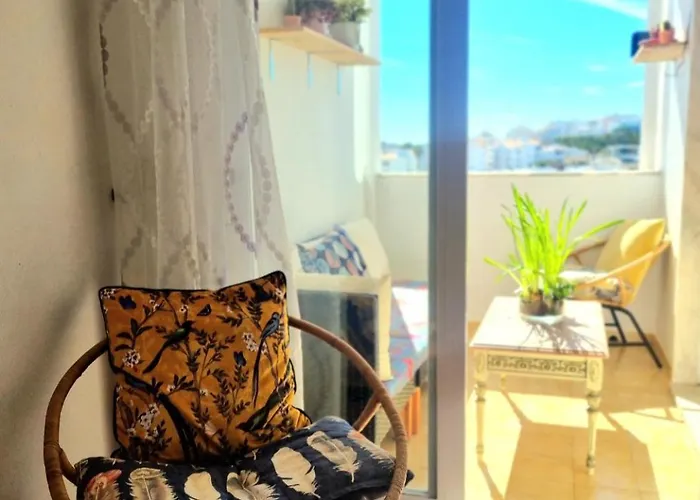 Privatunterkunft Stunning Room With Private Bathroom And Shared Balcony, Mainly With 2 Adorable Cats And A Sweet Dog!